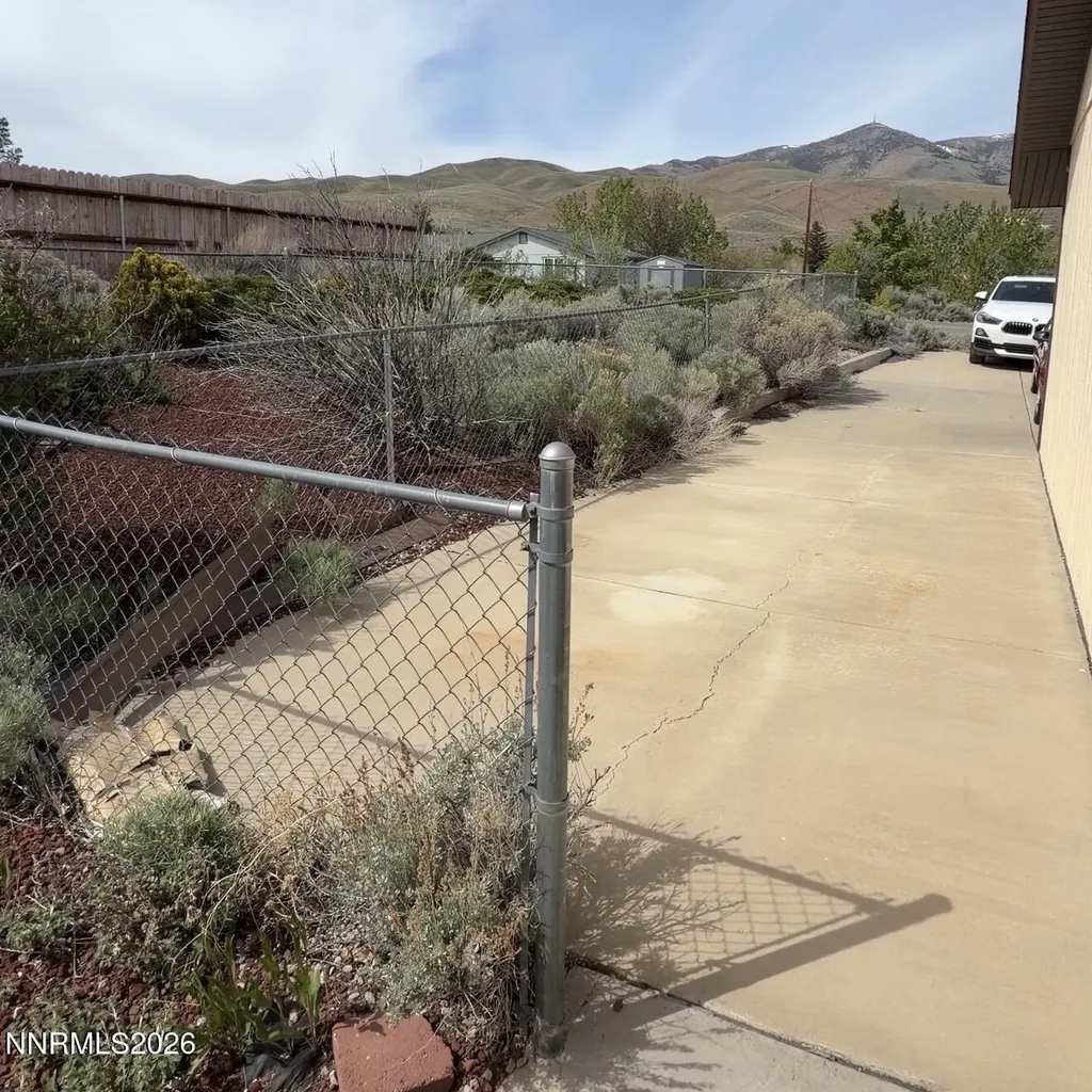 2240 Dakota Reno NV 89506