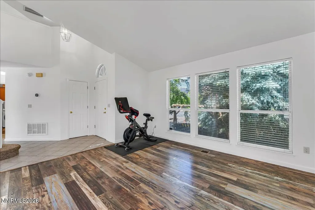 10 Eagle Claw Reno NV 89523