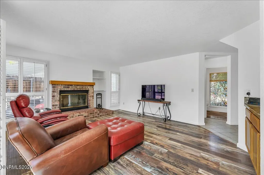 10 Eagle Claw Reno NV 89523