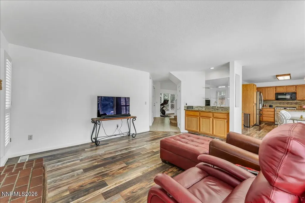 10 Eagle Claw Reno NV 89523