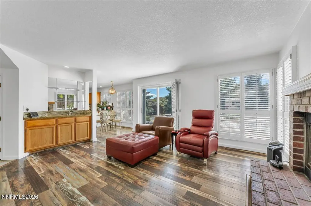 10 Eagle Claw Reno NV 89523
