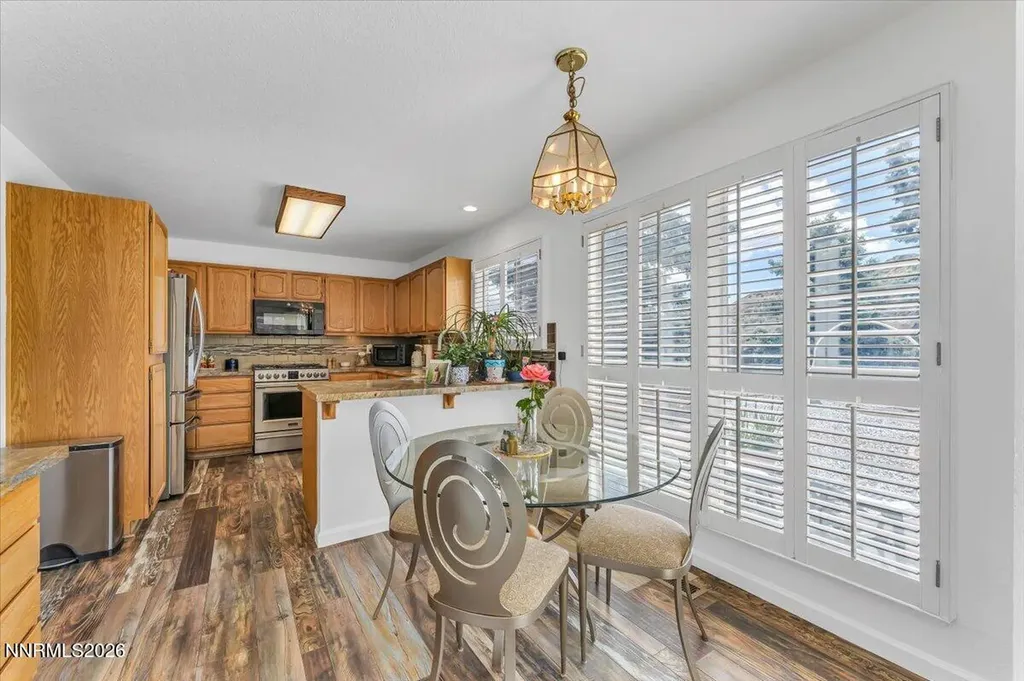 10 Eagle Claw Reno NV 89523