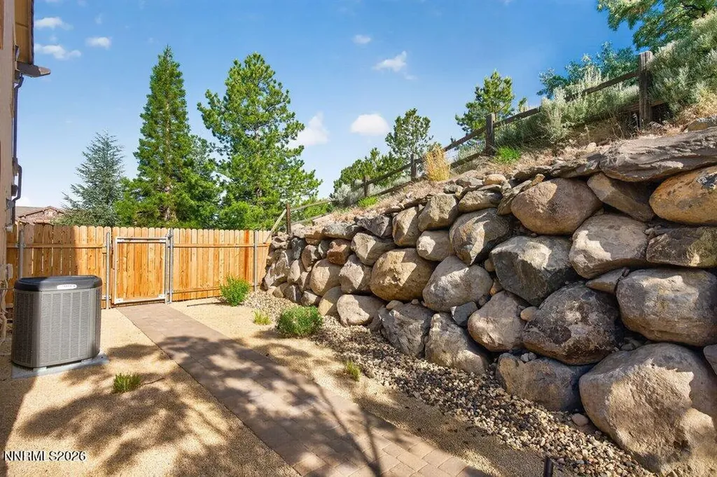 583 Echo Ridge Reno NV 89511