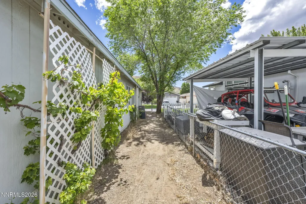 191 Ave De La D'emerald Sparks NV 89434
