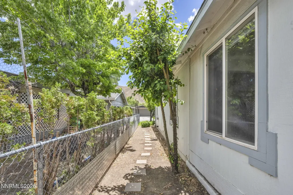 191 Ave De La D'emerald Sparks NV 89434