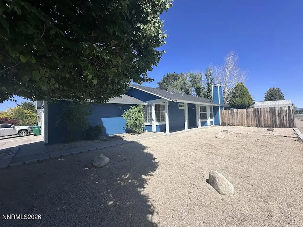 1182 Blue Lakes Reno NV 89523
