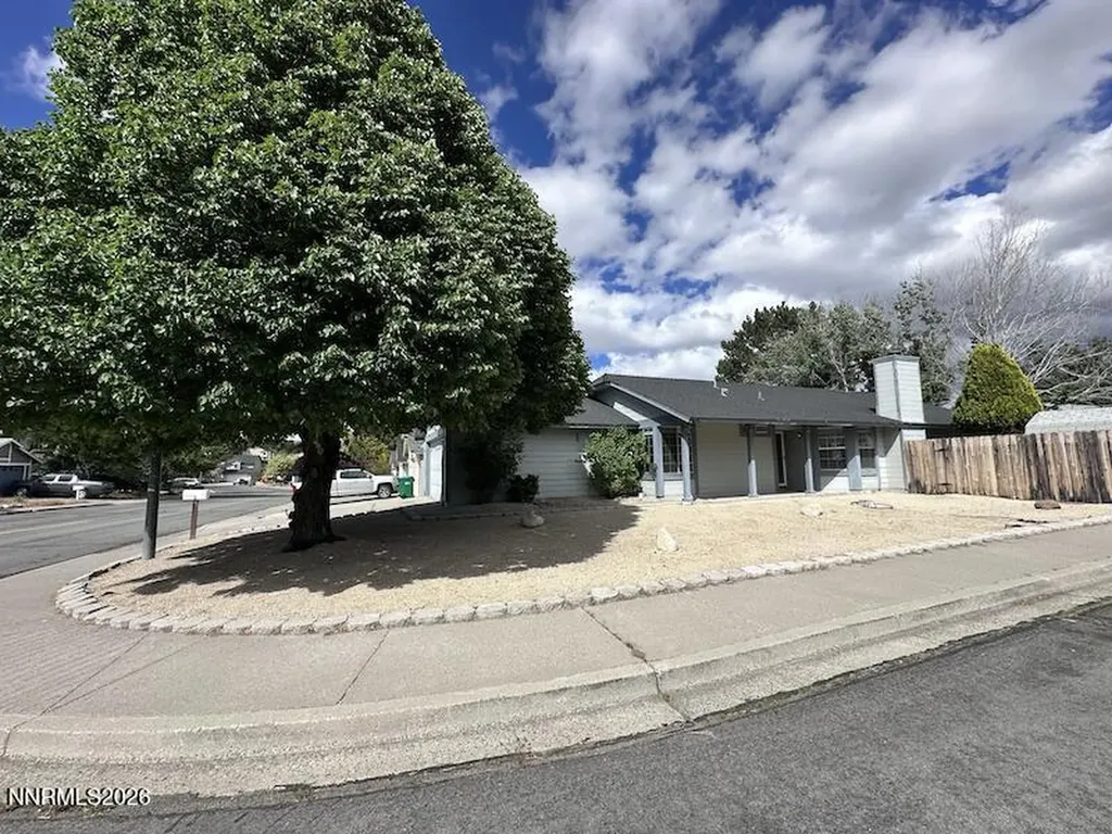 1182 Blue Lakes Reno NV 89523