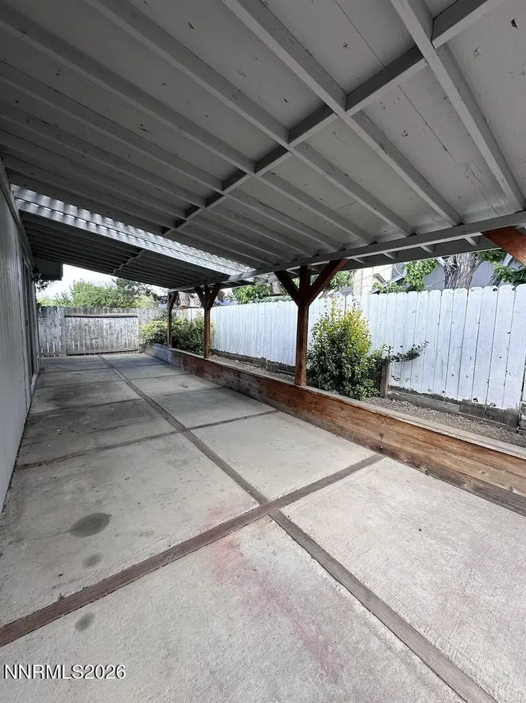 1182 Blue Lakes Reno NV 89523