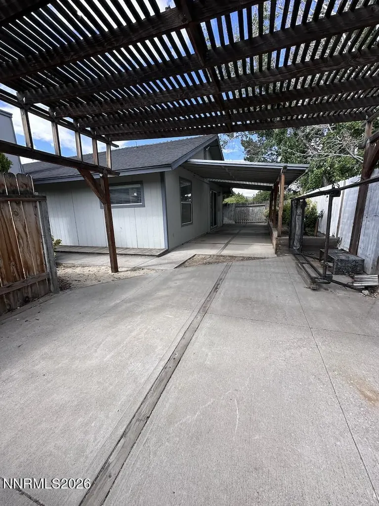 1182 Blue Lakes Reno NV 89523