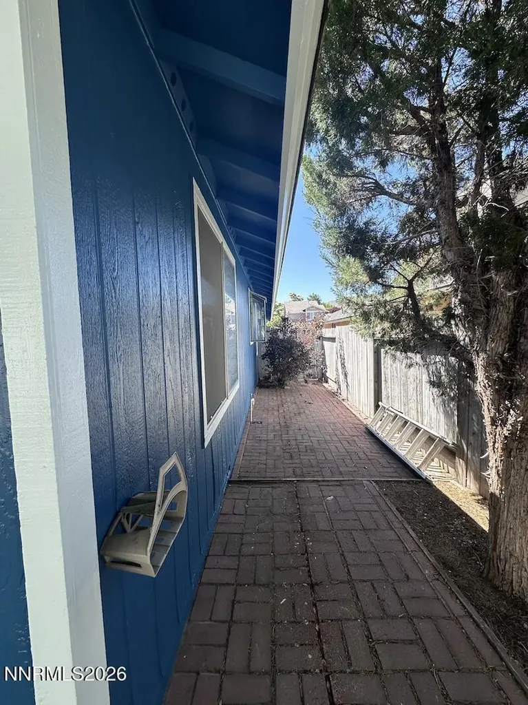 1182 Blue Lakes Reno NV 89523