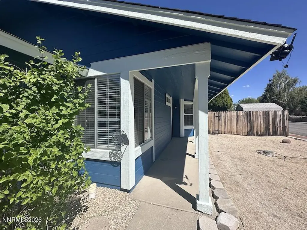 1182 Blue Lakes Reno NV 89523
