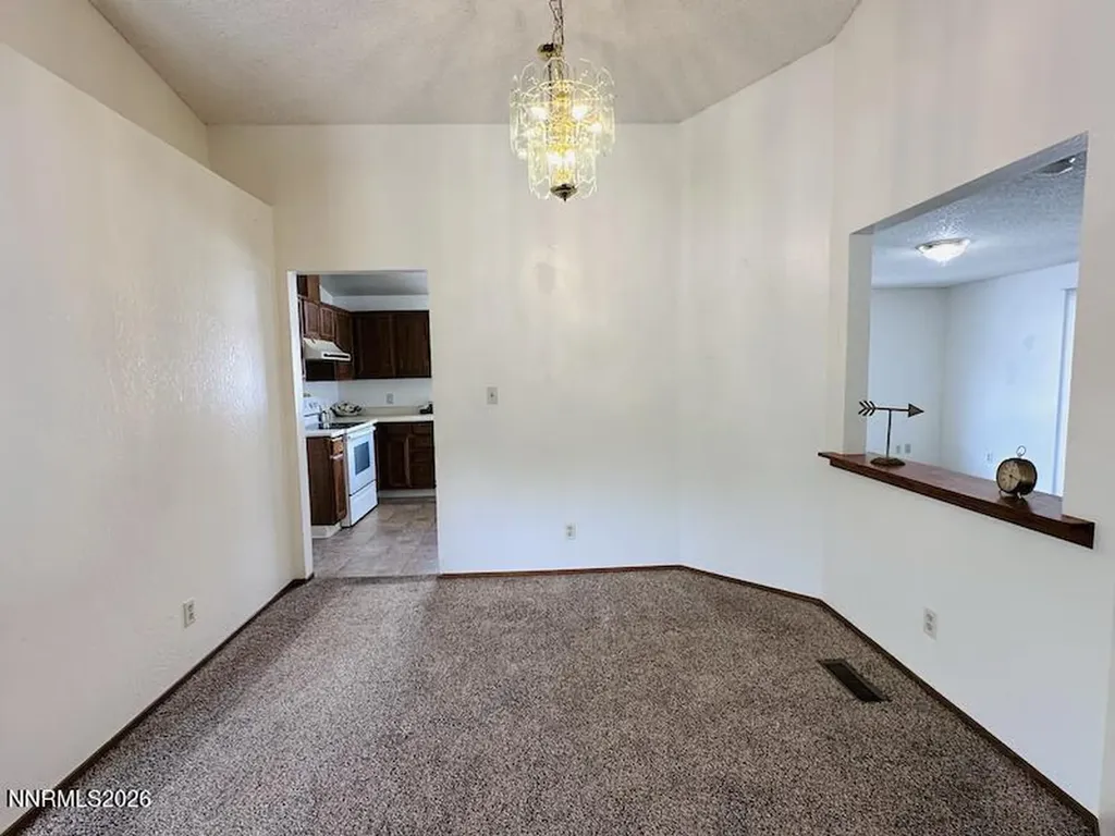 1182 Blue Lakes Reno NV 89523