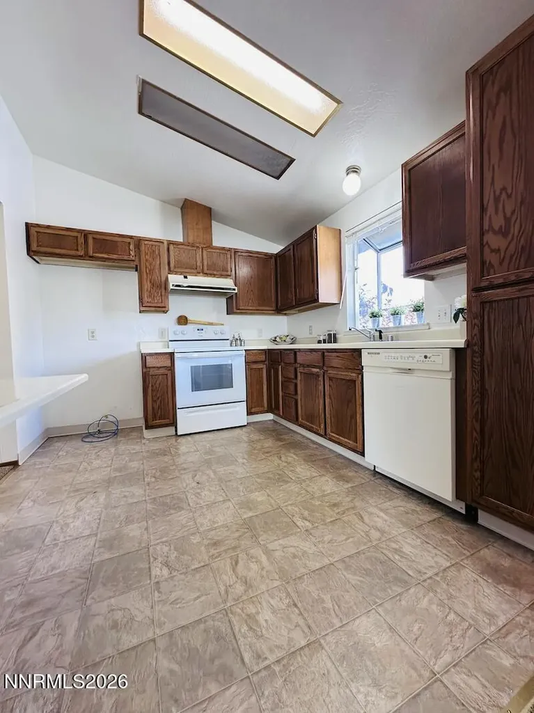 1182 Blue Lakes Reno NV 89523
