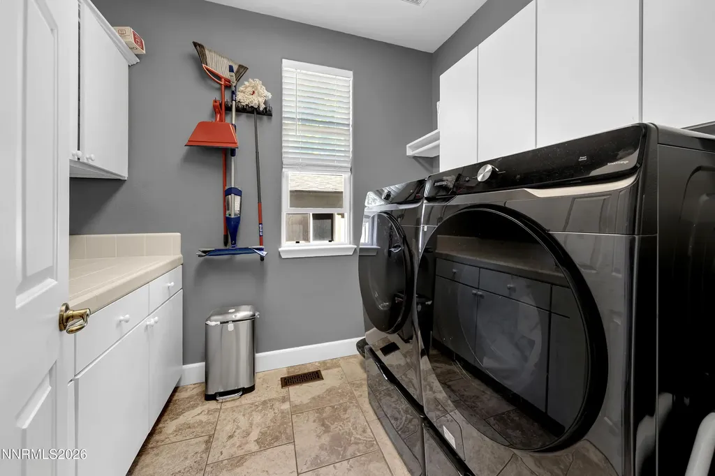 7855 Granite Basin Reno NV 89523