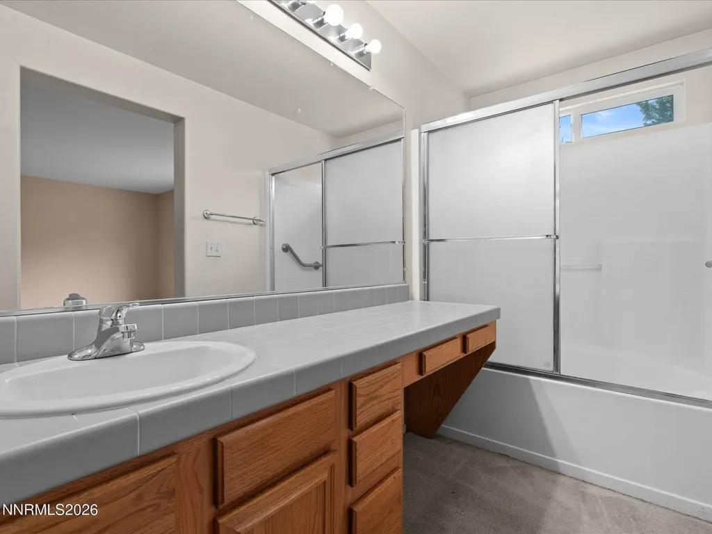 4041 Kings Reno NV 89503
