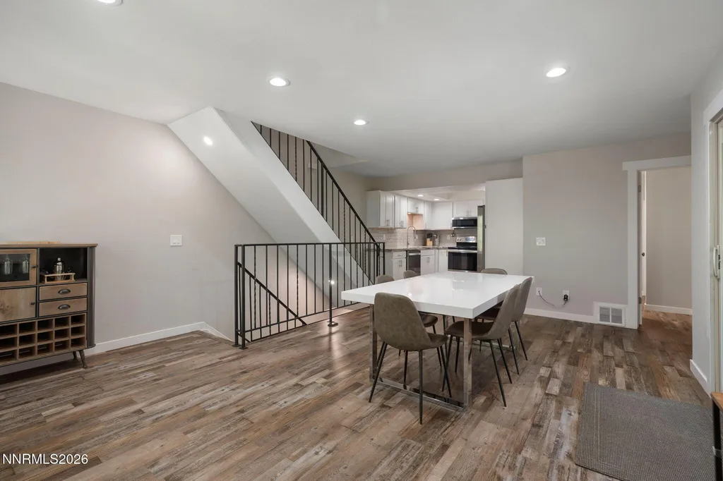 100 Lake Village Stateline NV 89449