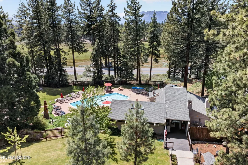 100 Lake Village Stateline NV 89449