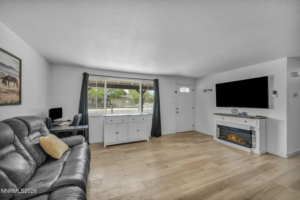 250 Mccart Fernley NV 89408