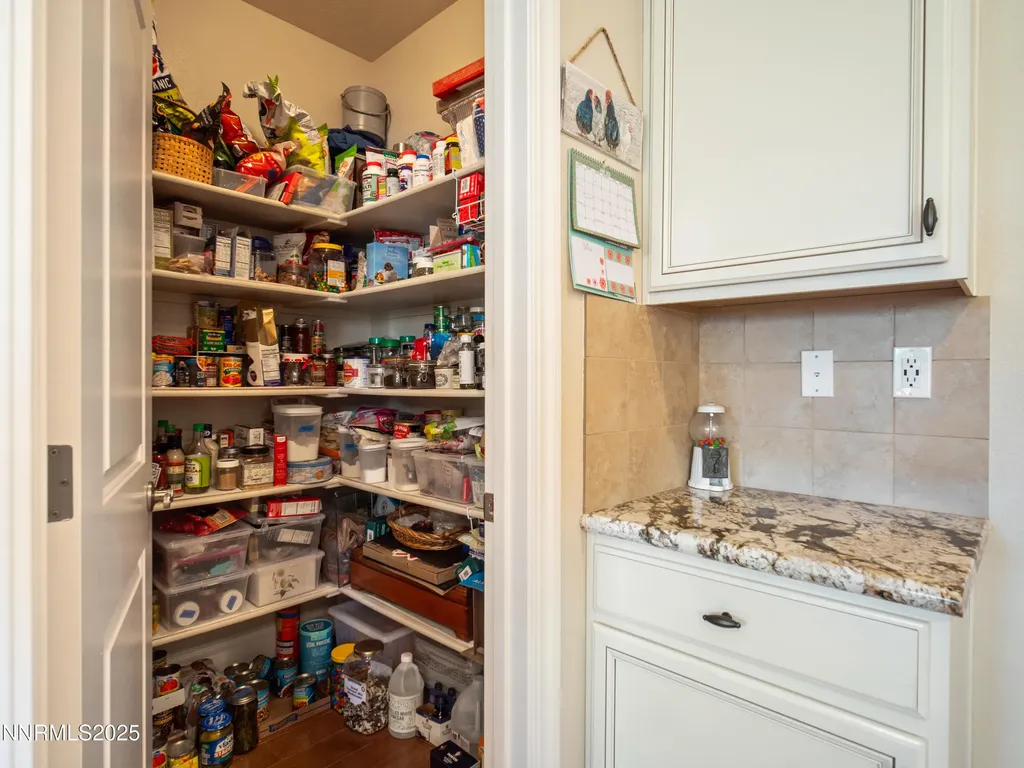 1221 Lasso Gardnerville NV 89410