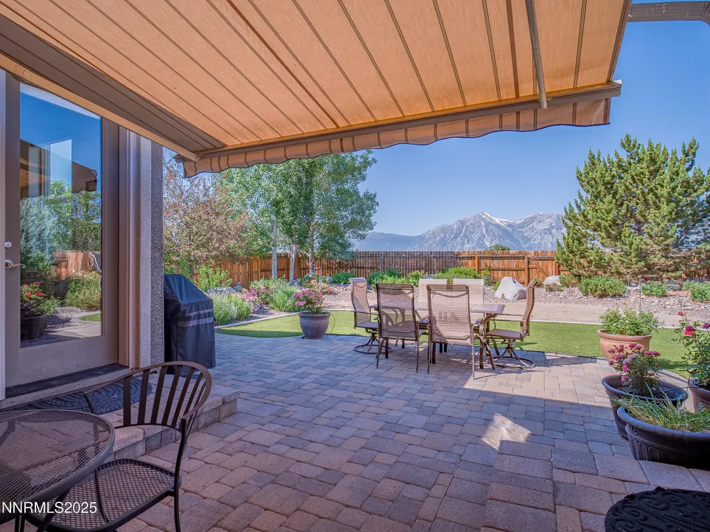 1221 Lasso Gardnerville NV 89410