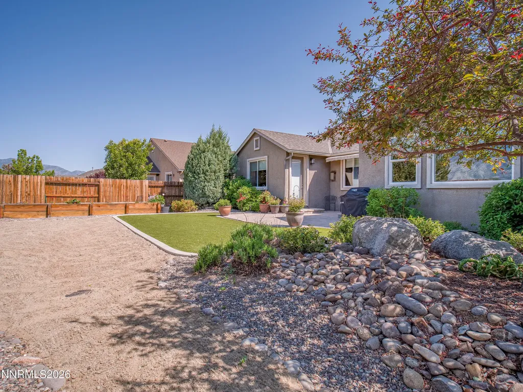 1221 Lasso Gardnerville NV 89410