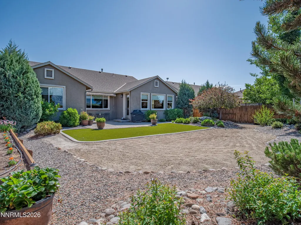 1221 Lasso Gardnerville NV 89410