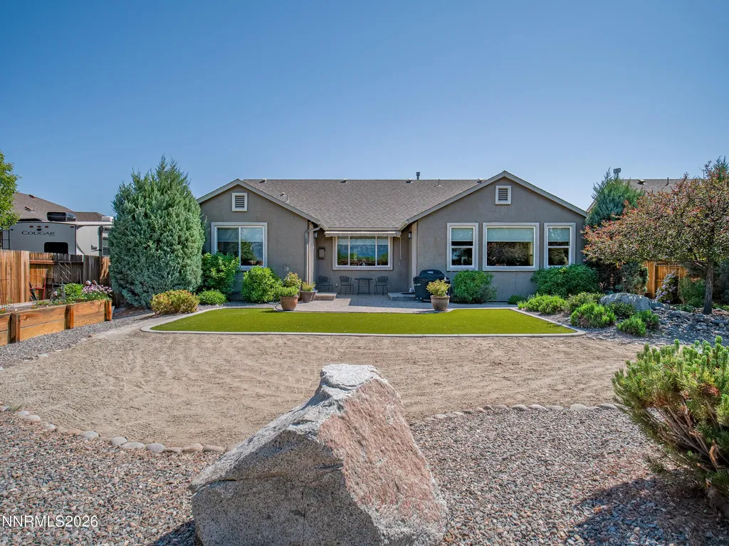 1221 Lasso Gardnerville NV 89410