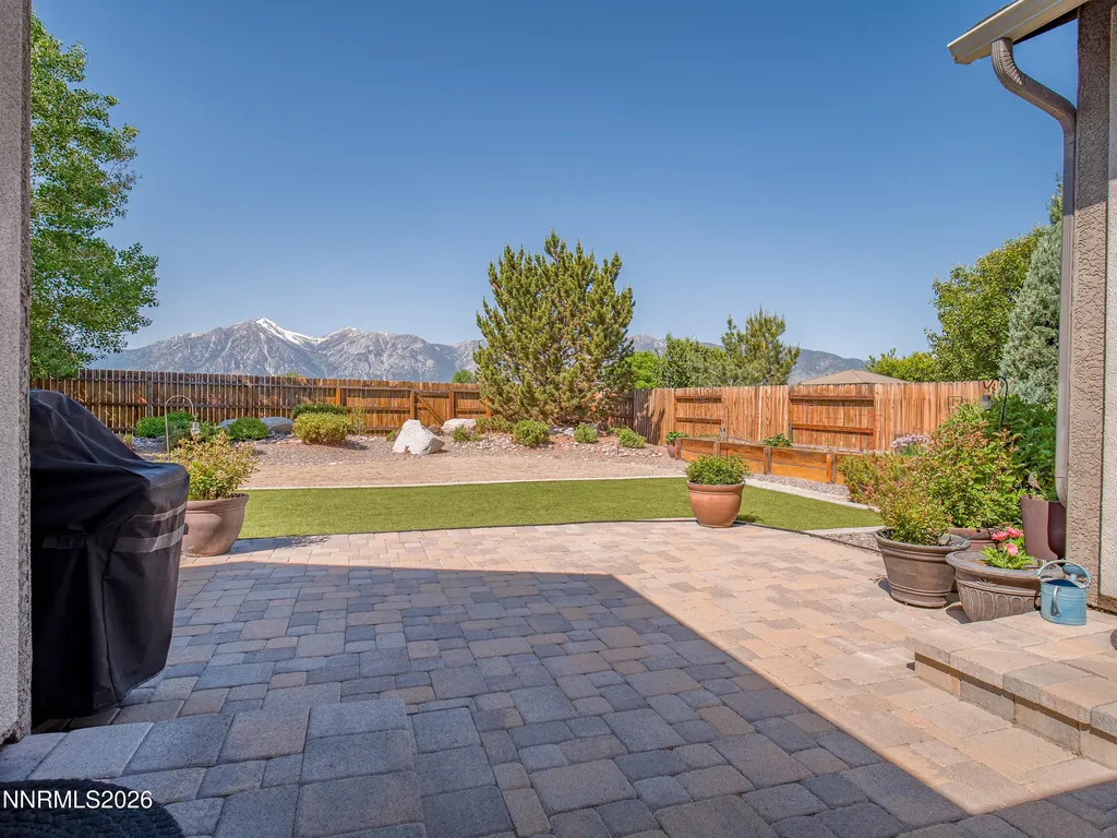 1221 Lasso Gardnerville NV 89410
