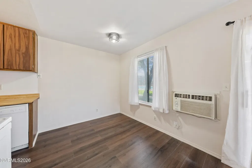 4602 Neil Reno NV 89502