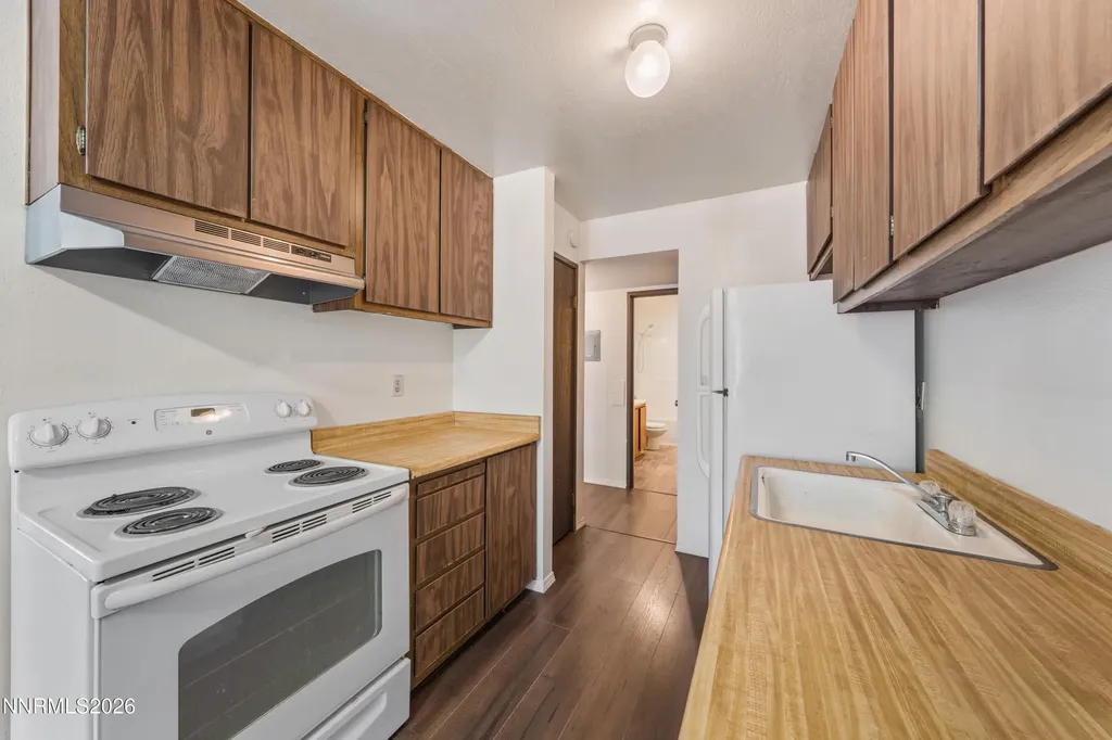 4602 Neil Reno NV 89502