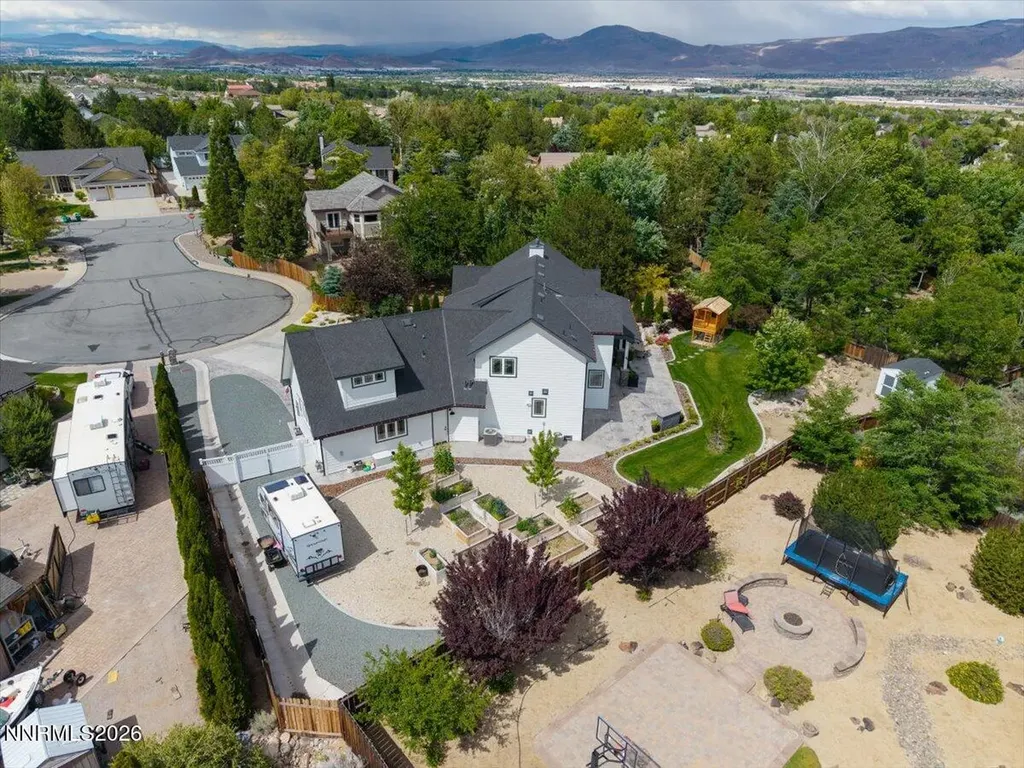 140 Bugaboo Reno NV 89511