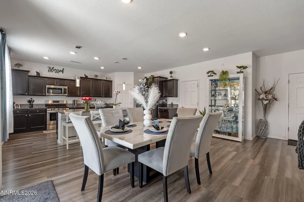 8015 Flint Springs Sun Valley NV 89433