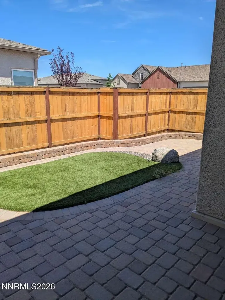 2260 Newberry Sparks NV 89441
