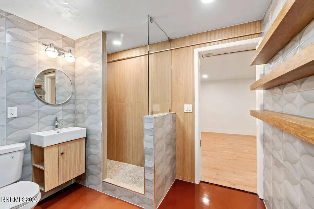 1606 Knoll Reno NV 89509