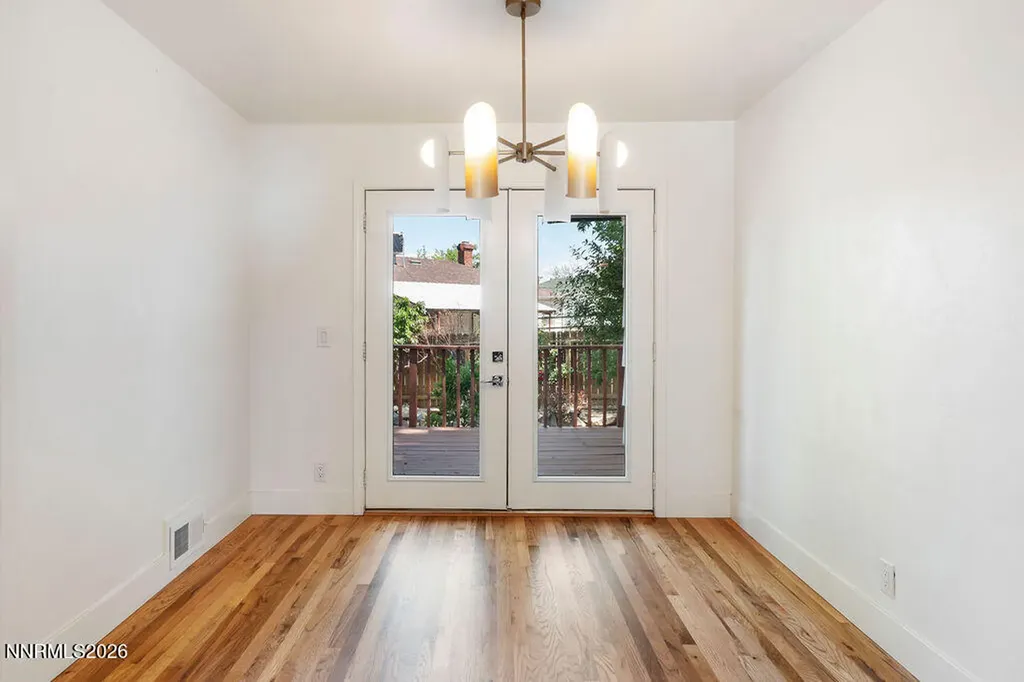 1606 Knoll Reno NV 89509