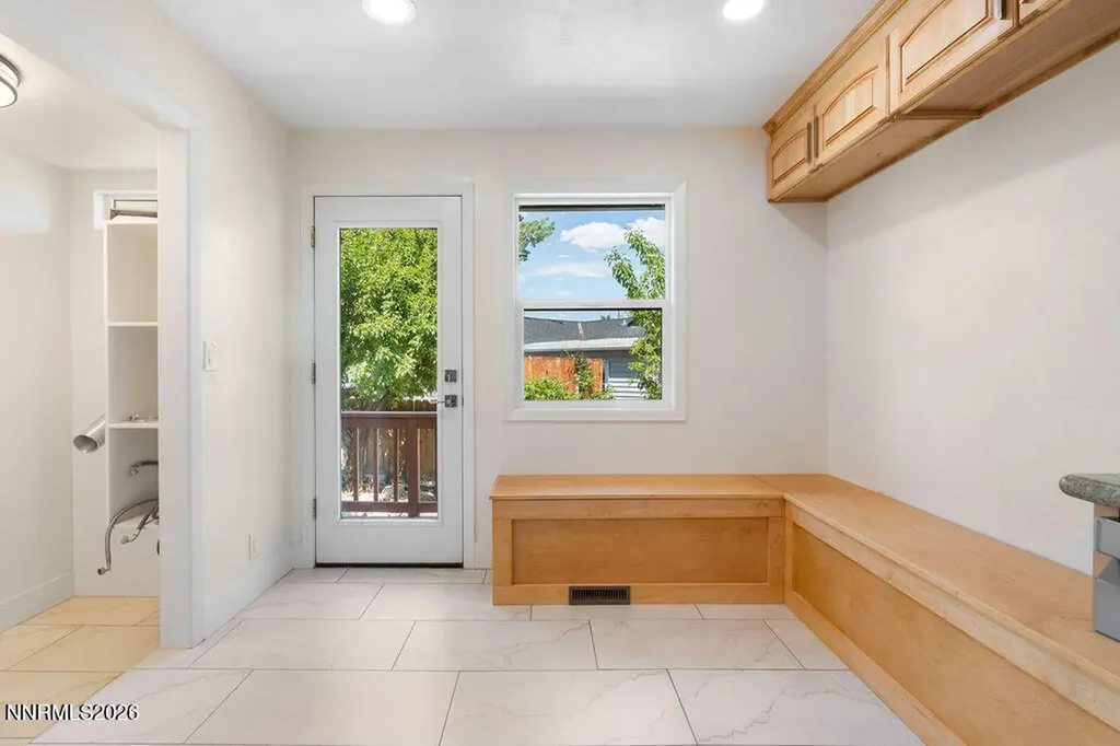 1606 Knoll Reno NV 89509