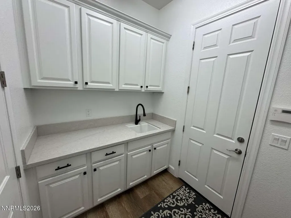 15185 Goldenrod Reno NV 89511