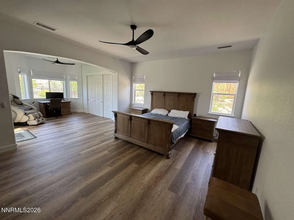 15185 Goldenrod Reno NV 89511