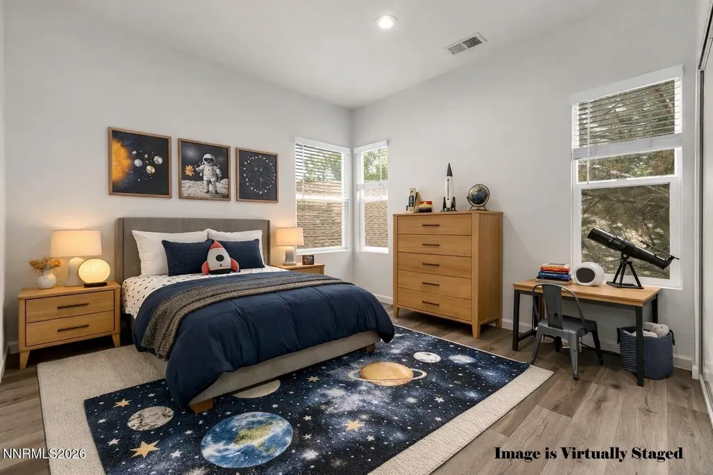 1016 Desert Peach Sparks NV 89436