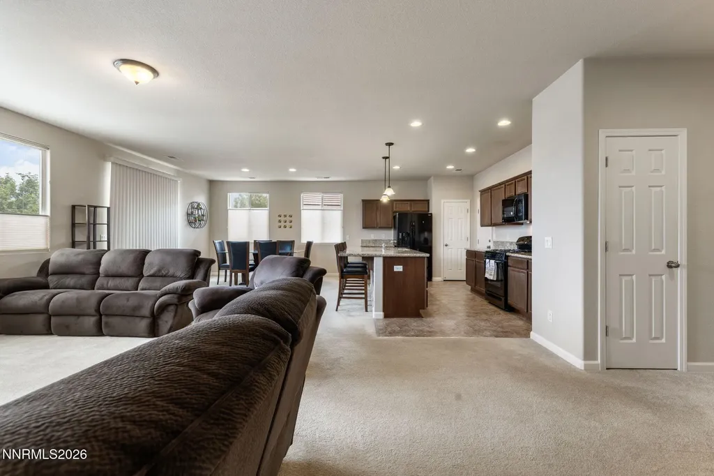 128 Catlin Dayton NV 89403