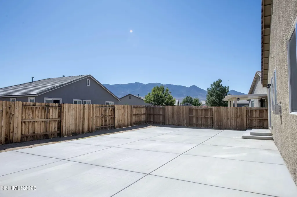 128 Catlin Dayton NV 89403