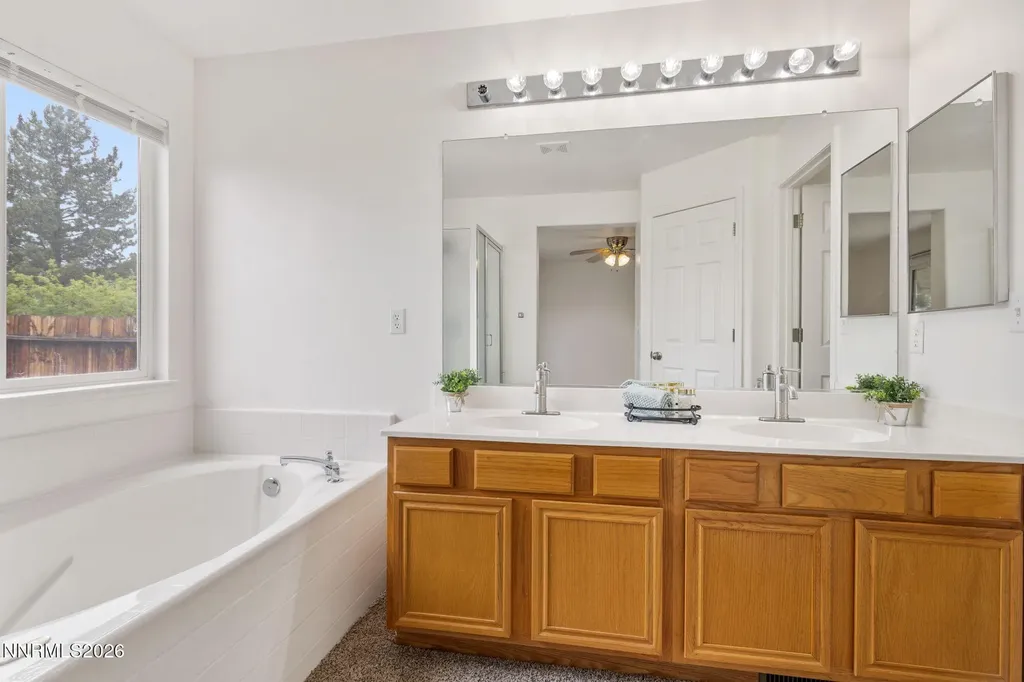 2865 Royal Sage Reno NV 89503