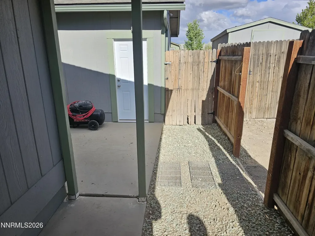 1125 Rancho Fernley NV 89408