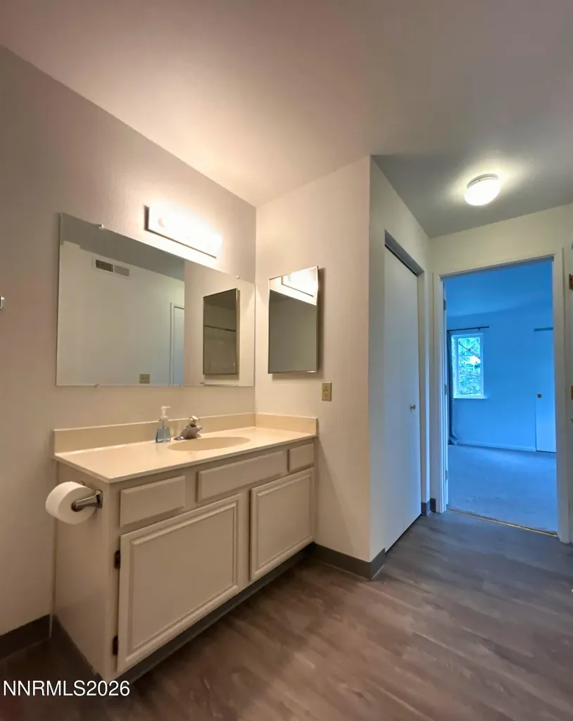 2655 Sycamore Glen Sparks NV 89434