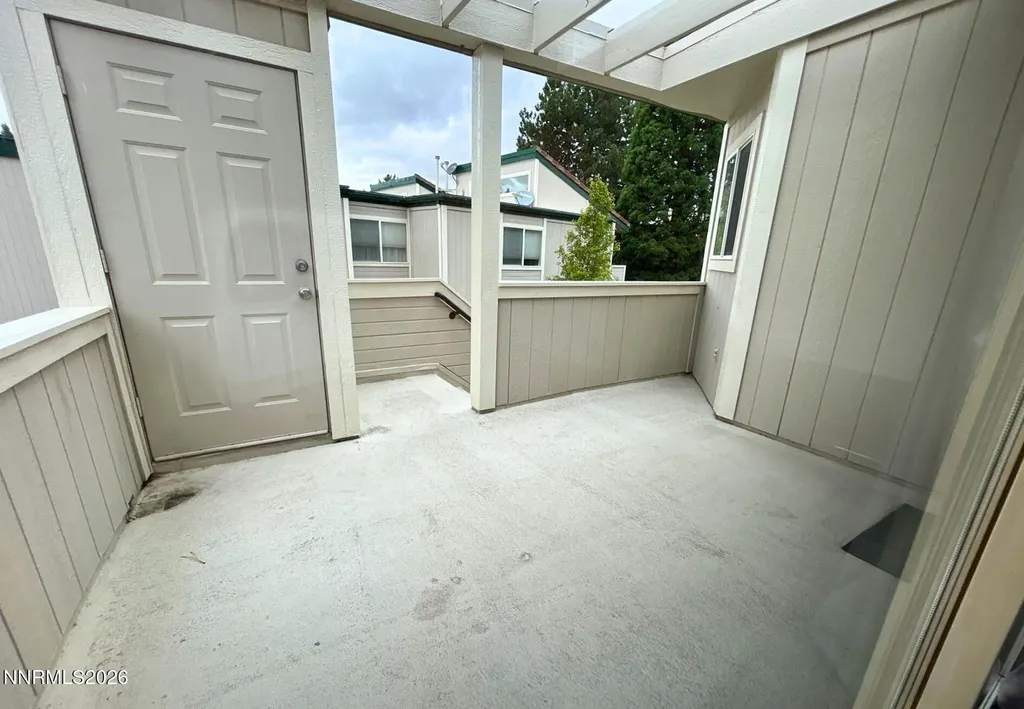 2655 Sycamore Glen Sparks NV 89434