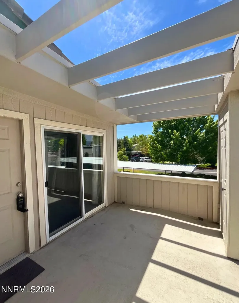 2655 Sycamore Glen Sparks NV 89434