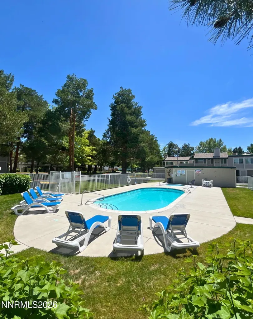 2655 Sycamore Glen Sparks NV 89434