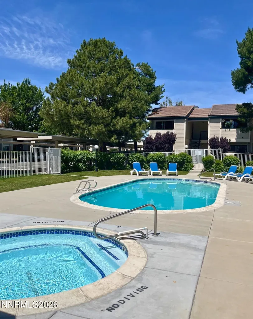 2655 Sycamore Glen Sparks NV 89434