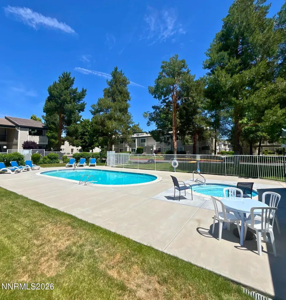 2655 Sycamore Glen Sparks NV 89434