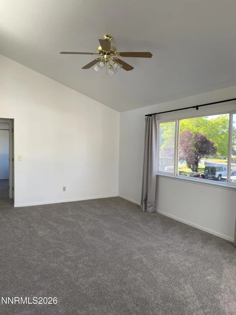2655 Sycamore Glen Sparks NV 89434